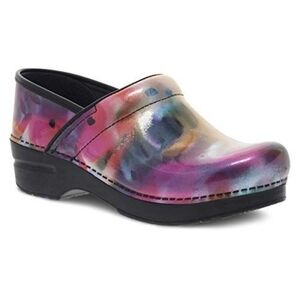 Dansko ProXP 2.0 Nursing Clogs Spray Paint Patent Leather Size 39